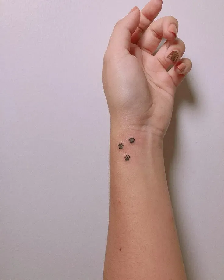 Exploring Popular Paw Tattoo Designs