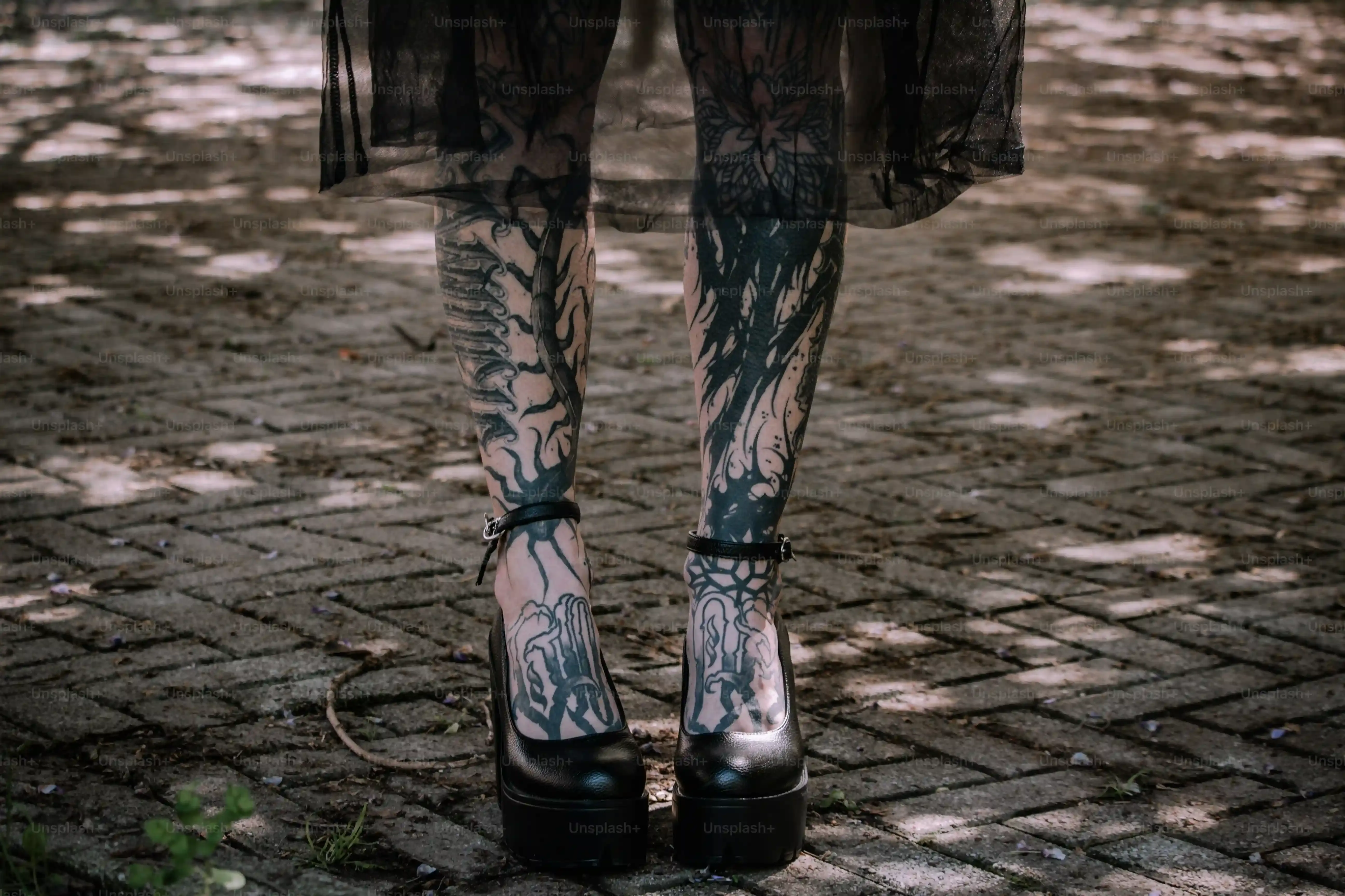 Finding Your Perfect Leg Tattoo Designs and Artist