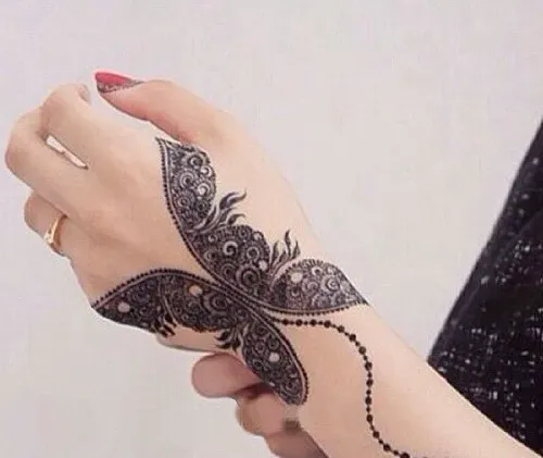 Keeping Your Mehndi Tattoo Designs Looking Their Best