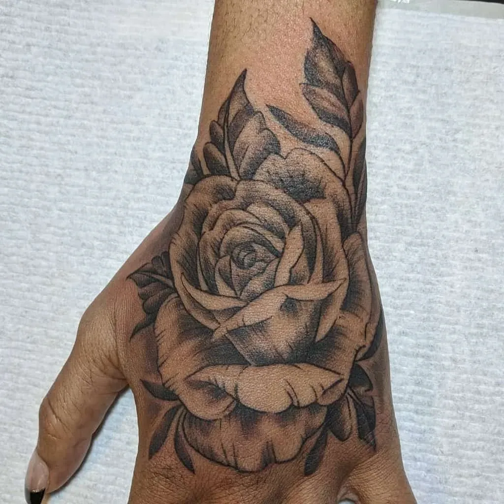Impressive rose tattoo designs on hand ideas 2025
